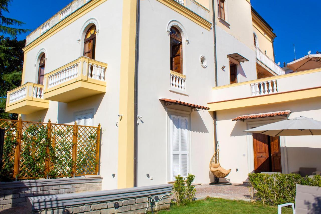 Relais Villa Montedonzelli Napoli Eksteriør billede